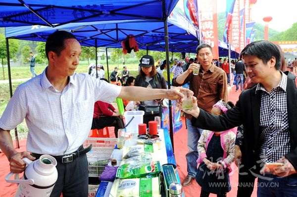 20160410203108846.jpg DSC_6354_副本.jpg